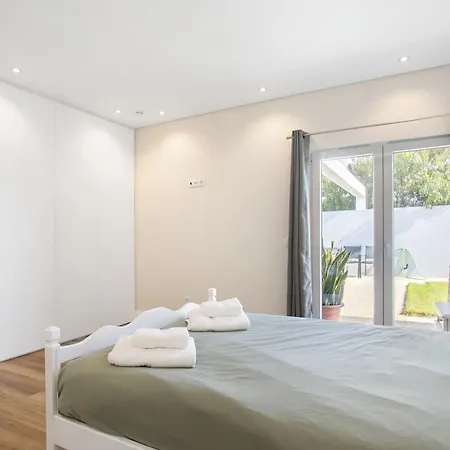 Vakantiehuis Casa D'avo - Family Coastal Escape